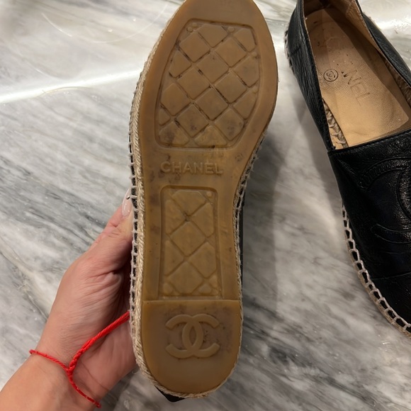 Black Chanel espadrilles - Picture 4 of 8